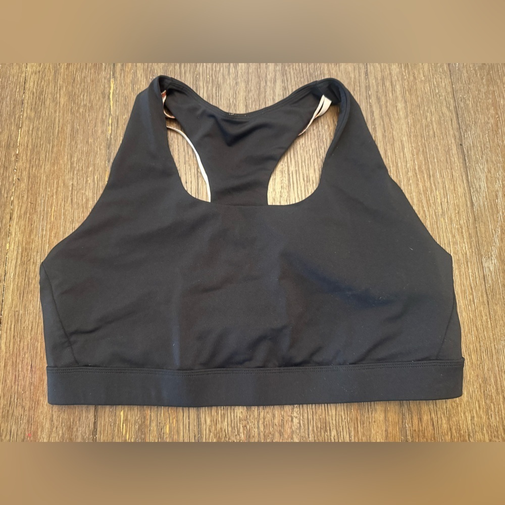 Fabletics trinity Black Women's Sports Bra with leopard details size XL